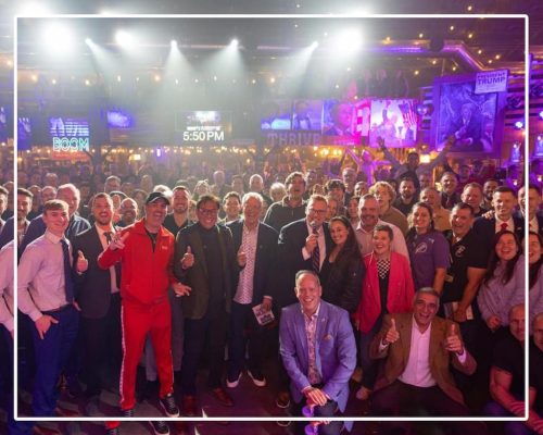 96-16-x-20-Group-Photo-With-Robert-Kiyosaki-At-Clay-Clarks-ThrivetimeShow-Business-Growth-Conference
