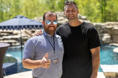 Bronson-Schubert-VIP-Photos-With-Tim-Tebow-At-Clay-Clarks-April-9th-2026-Thrivetime-Show-Business-Conference-Thrivetime-Show-Business-Conference-April-2026-162