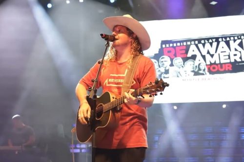 Clay-Clark-Gallery-4x6-Sean-Feucht-At-Clay-Clarks-ReAwaken-America-Tour