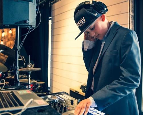 Clay-Clark-Gallery-Clay-Clark-2019-DJ-Aubrey-1