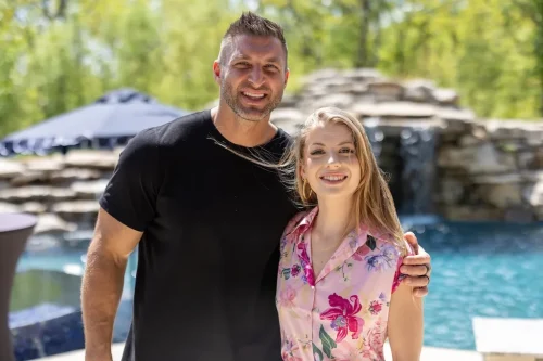 Eliza-Britt-With-Tim-Tebow-VIP-Photos-With-Tim-Tebow-At-Clay-Clarks-April-9th-2026-Thrivetime-Show-Business-Conference-Thrivetime-Show-Business-Conference-April-2026-169
