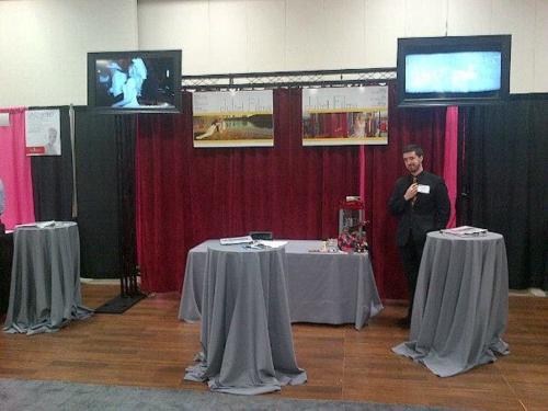 Gallery-Clay-Clark-Tradeshow-Booth