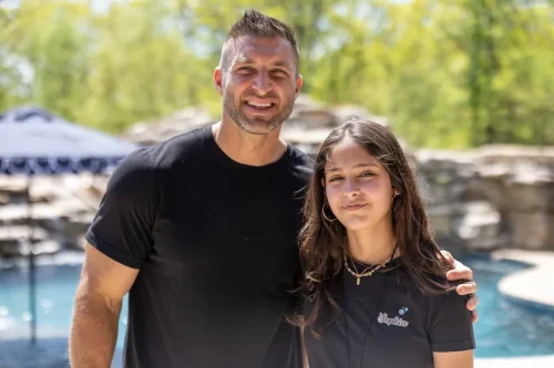 Sophia-VIP-Photos-With-Tim-Tebow-At-Clay-Clarks-April-9th-2026-Thrivetime-Show-Business-Conference-Thrivetime-Show-Business-Conference-April-2026-178