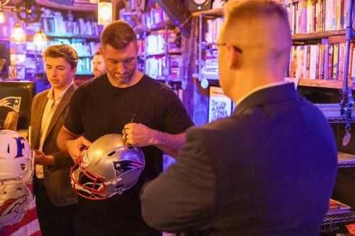 Tim-Tebow-Signs-Items-April-9th-2026-Thrivetime-Show-Business-Conference-April-2026-64