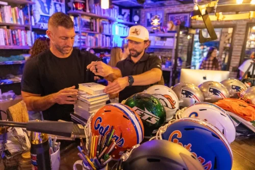 Tim-Tebow-Signs-Items-April-9th-2026-Thrivetime-Show-Business-Conference-April-2026-75