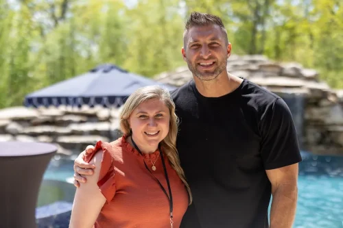 VIP-Photos-With-Tim-Tebow-At-Clay-Clarks-April-9th-2026-Thrivetime-Show-Business-Conference-Thrivetime-Show-Business-Conference-April-2026-175