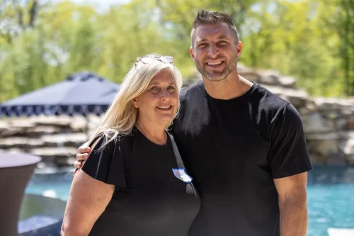 VIP-Photos-With-Tim-Tebow-At-Clay-Clarks-April-9th-2026-Thrivetime-Show-Business-Conference-Thrivetime-Show-Business-Conference-April-2026-176